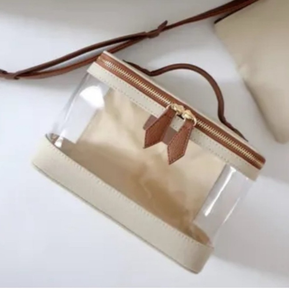 New Henny + Lev: The Max Makeup Trunk